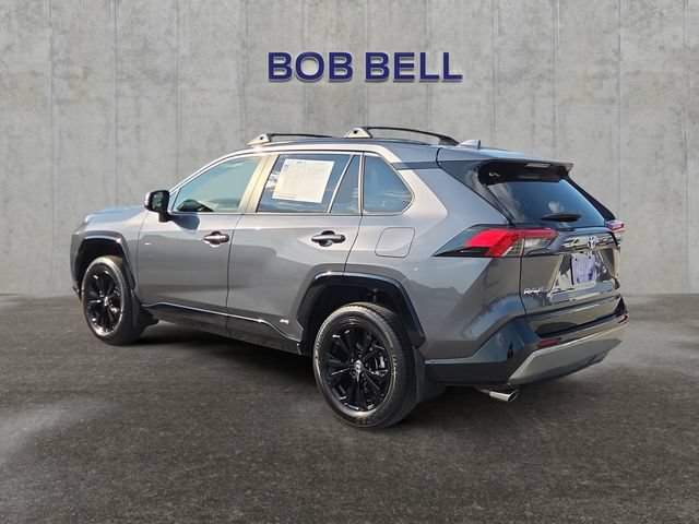 Used 2022 Toyota RAV4 SE w/ Convenience Package AWD/4WD image 3