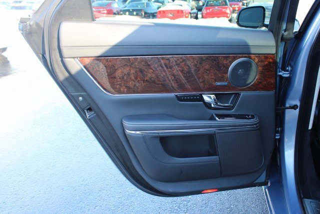 Used 2013 Jaguar XJ AWD image 28