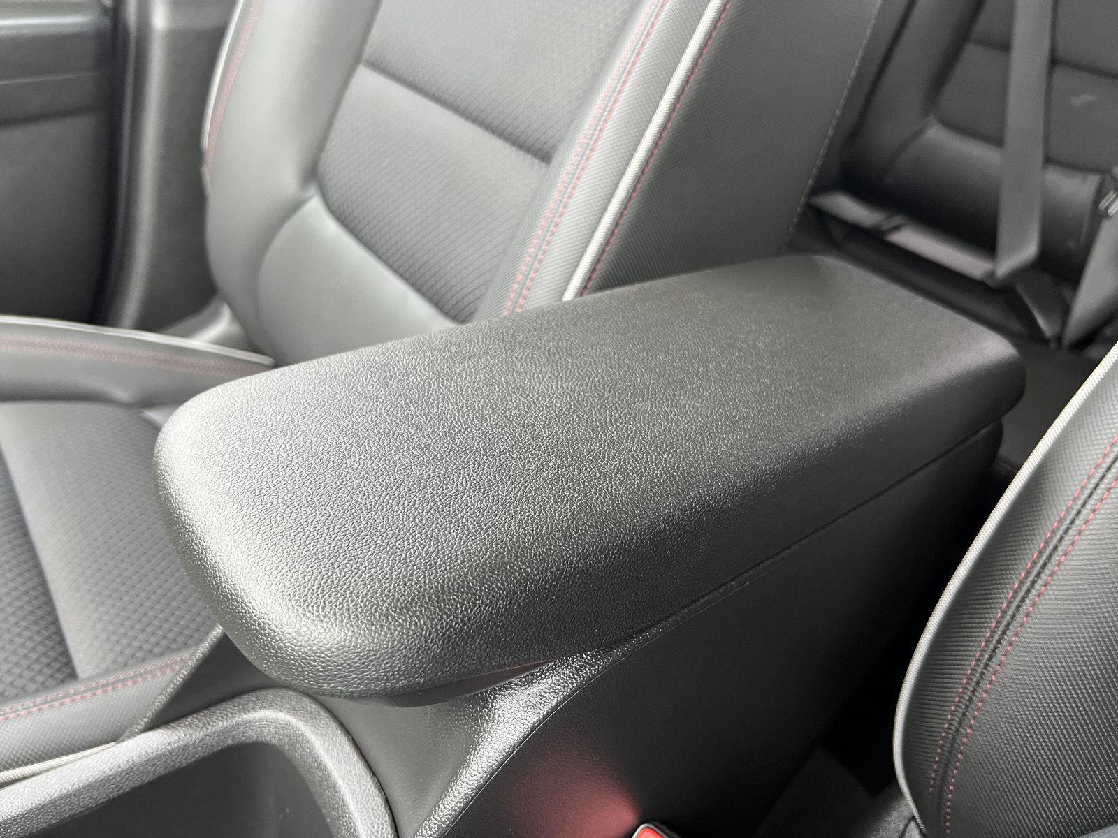 Used 2022 Chevrolet TrailBlazer RS w/ Technology Package FWD image 31