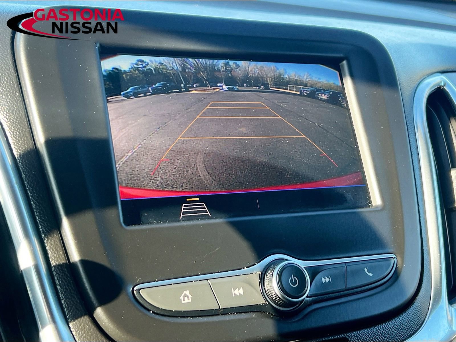 Used 2020 Chevrolet Equinox LS w/ LS Convenience Package image 18