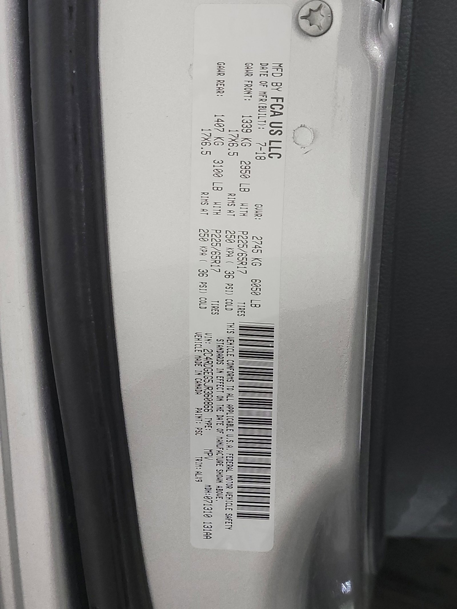 Used 2018 Dodge Grand Caravan GT image 32