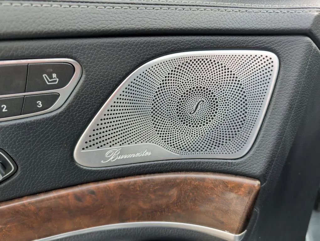 Used 2016 Mercedes-Benz S 550 4MATIC Sedan image 17