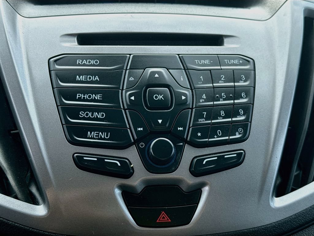 Used 2019 Ford Transit 150 XLT RWD image 6