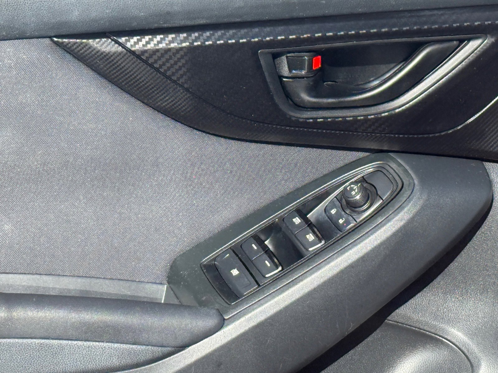 Used 2019 Subaru Crosstrek 2.0i Premium image 18