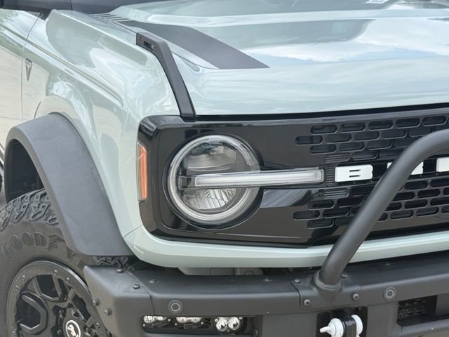 Used 2021 Ford Bronco First Edition AWD/4WD image 3