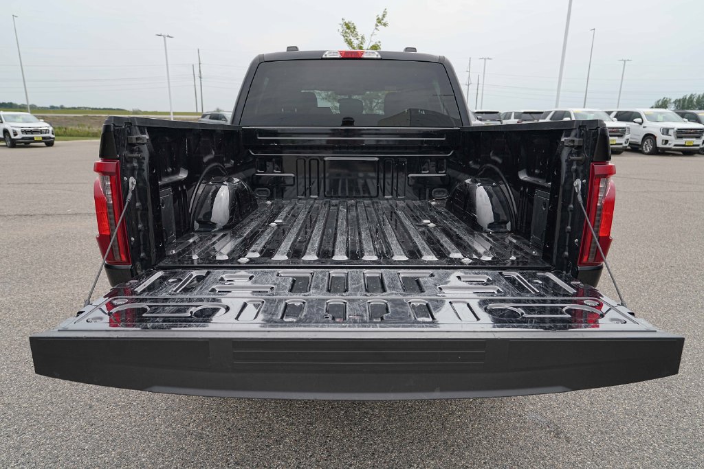 Used 2025 Ford F150 XLT w/ Equipment Group 301A Standard AWD/4WD image 15
