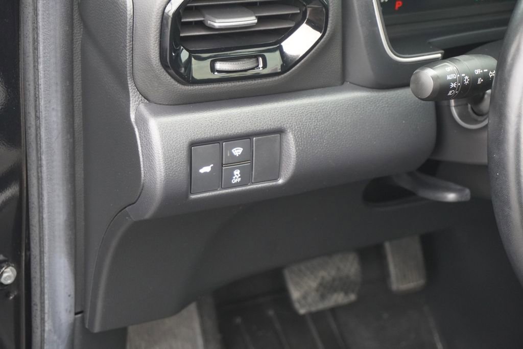 Used 2025 Honda Pilot Black Edition image 17