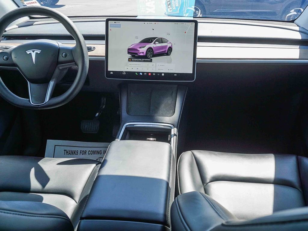 Used 2024 Tesla Model Y Long Range image 14