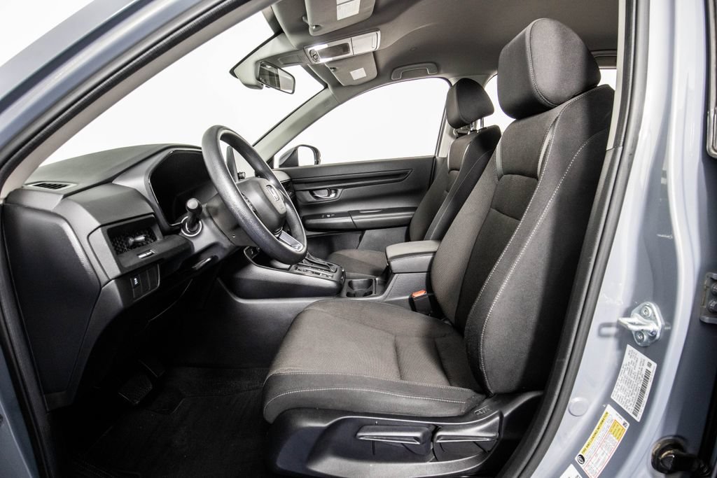 Used 2025 Honda CR-V LX image 9