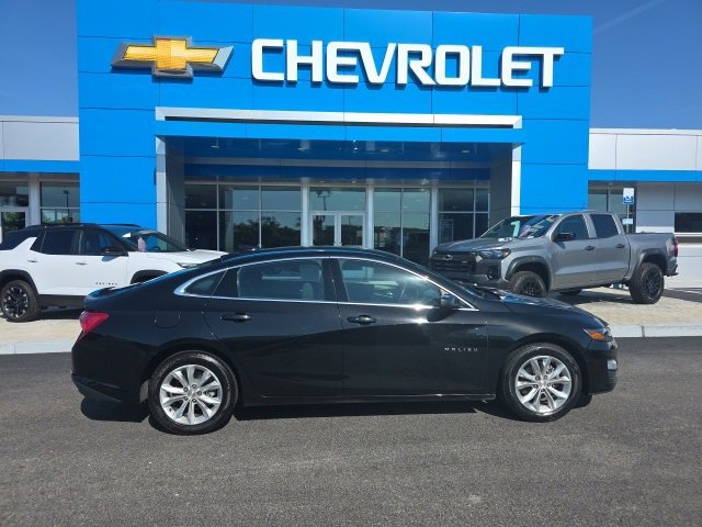 Used 2022 Chevrolet Malibu LT image 3