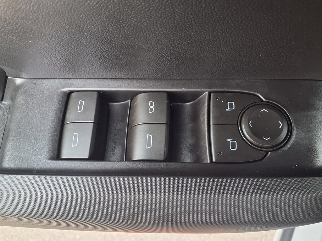New 2026 GMC Canyon Elevation w/ Convenience Package RWD image 10