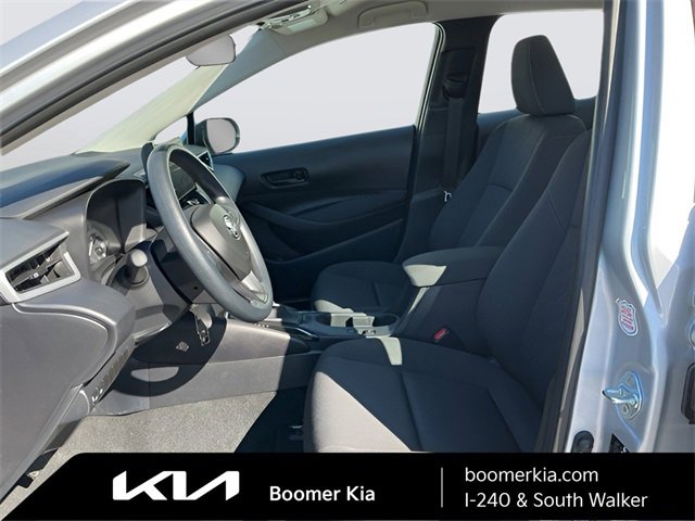 Used 2025 Toyota Corolla LE image 17
