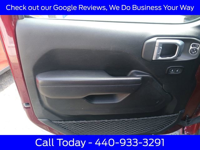 Used 2021 Jeep Wrangler Sport AWD/4WD image 14
