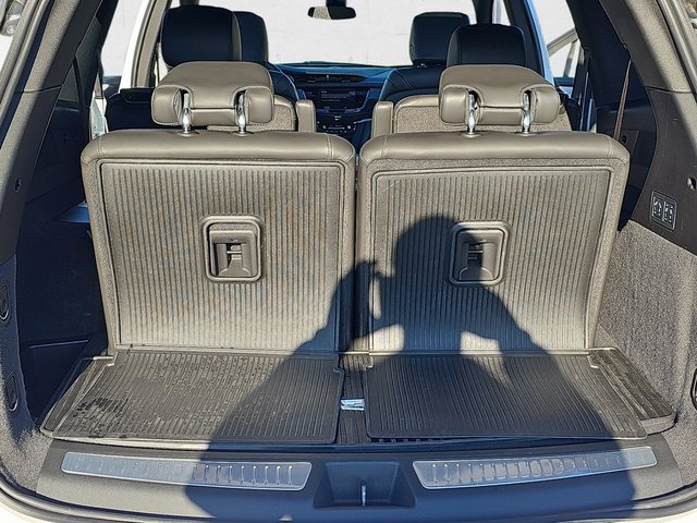 Used 2025 Cadillac XT6 Premium Luxury w/ LPO, Floor Liner Package image 14