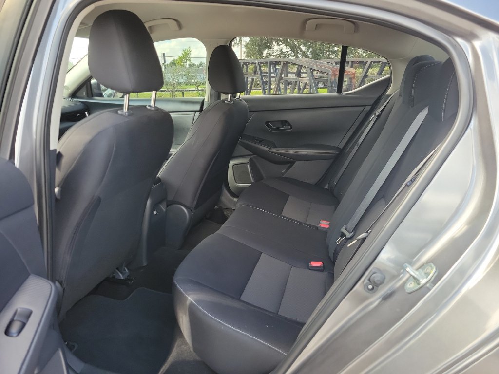 Certified 2024 Nissan Sentra SV FWD image 10