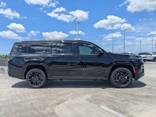 New 2026 Jeep Grand Wagoneer L Summit AWD/4WD image 3
