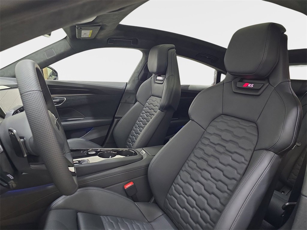 New 2025 Audi RS e-tron GT performance image 14