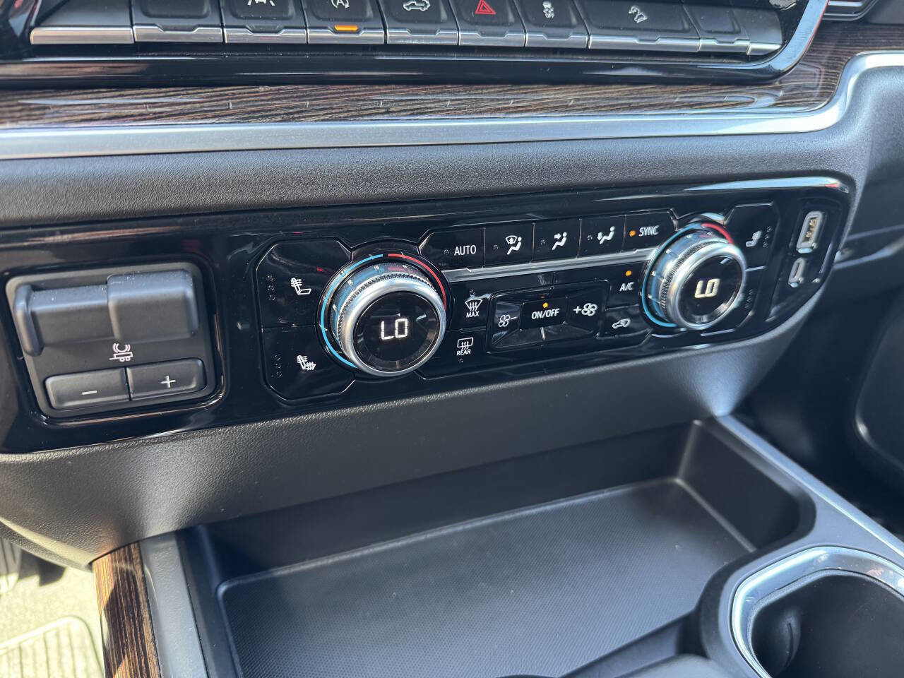 Used 2023 GMC Sierra 1500 Elevation image 13