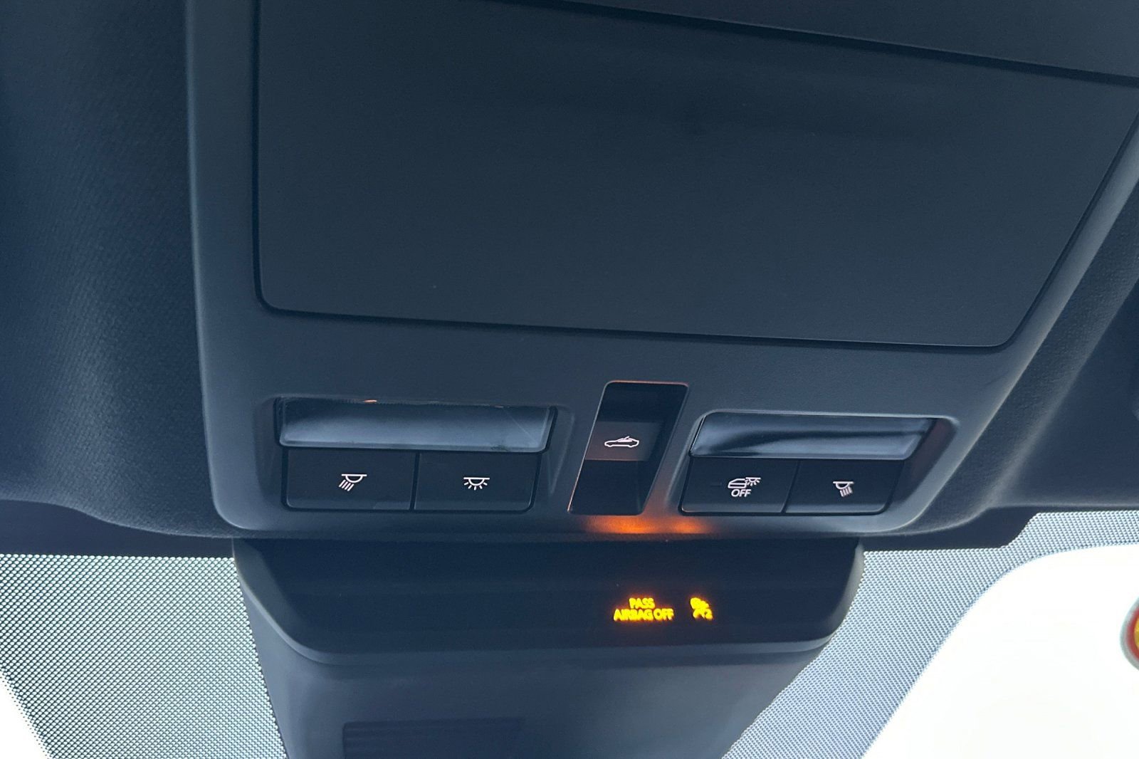 Used 2022 MAZDA MAZDA3 s image 33