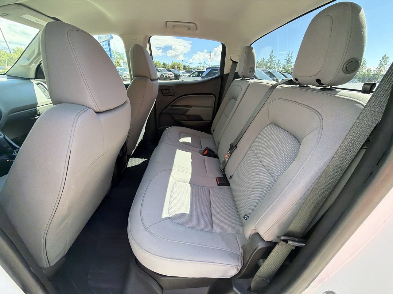 Used 2019 Chevrolet Colorado W/T w/ WT Convenience Package AWD/4WD image 20