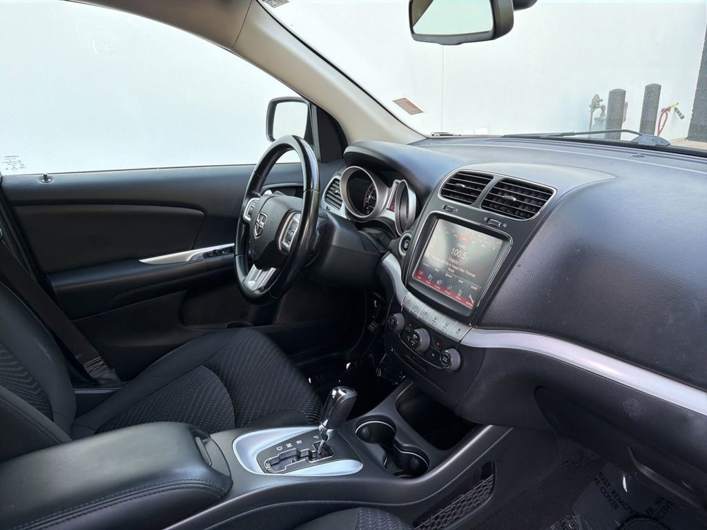Used 2019 Dodge Journey SE FWD image 28