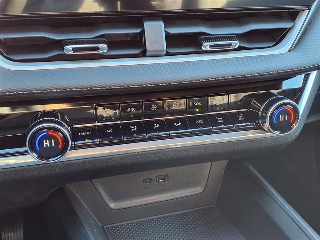 New 2026 Chevrolet Equinox LT w/ Convenience Package II image 19