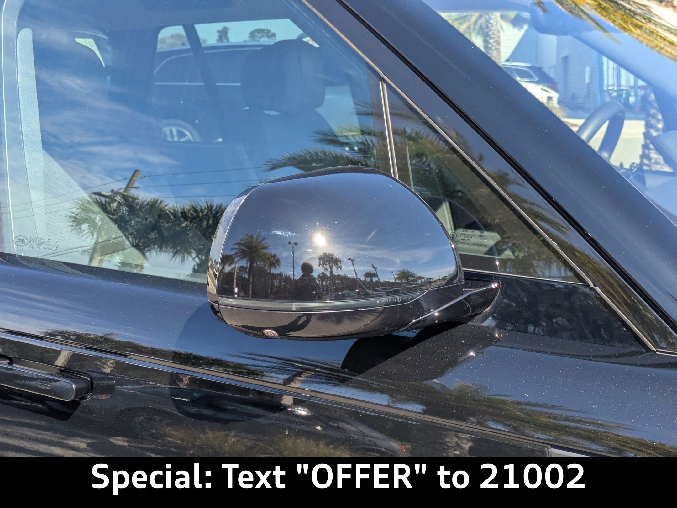 Used 2023 Land Rover Range Rover SE image 11