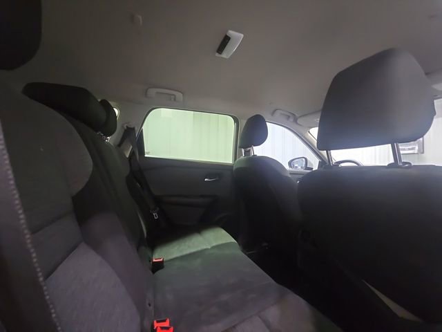 Used 2023 Nissan Rogue SV image 27