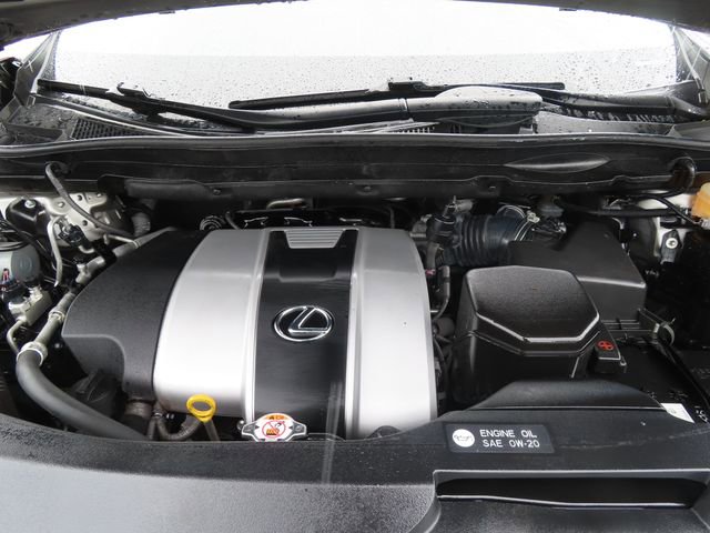 Used 2020 Lexus RX 350L Premium w/ Premium Package image 45