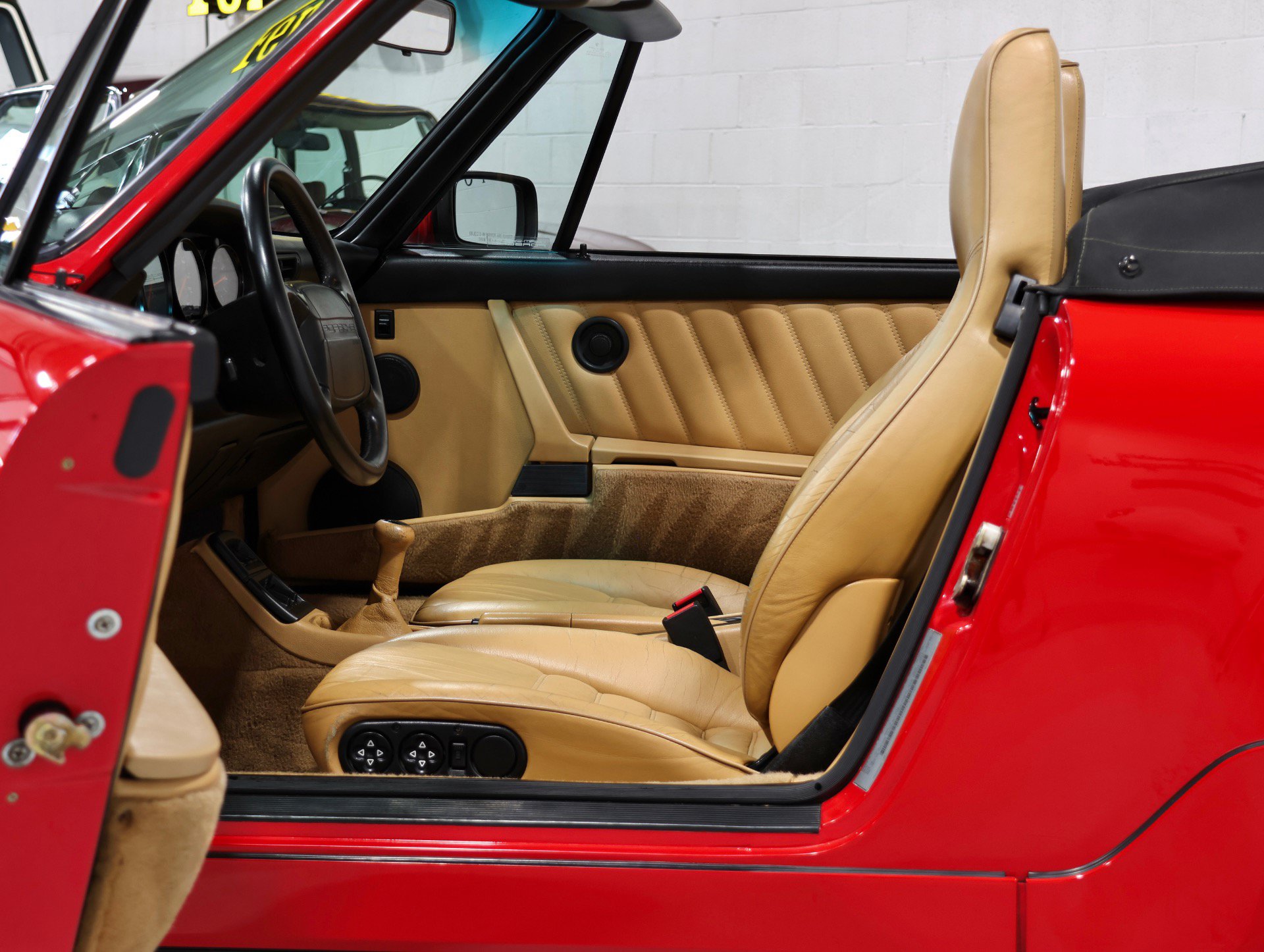 Used 1990 Porsche 911 Carrera image 24
