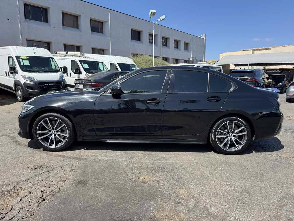 Used 2020 BMW 330i Sedan w/ Premium Package RWD image 8