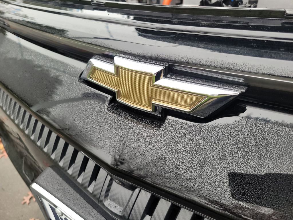 New 2026 Chevrolet Equinox EV LT image 30