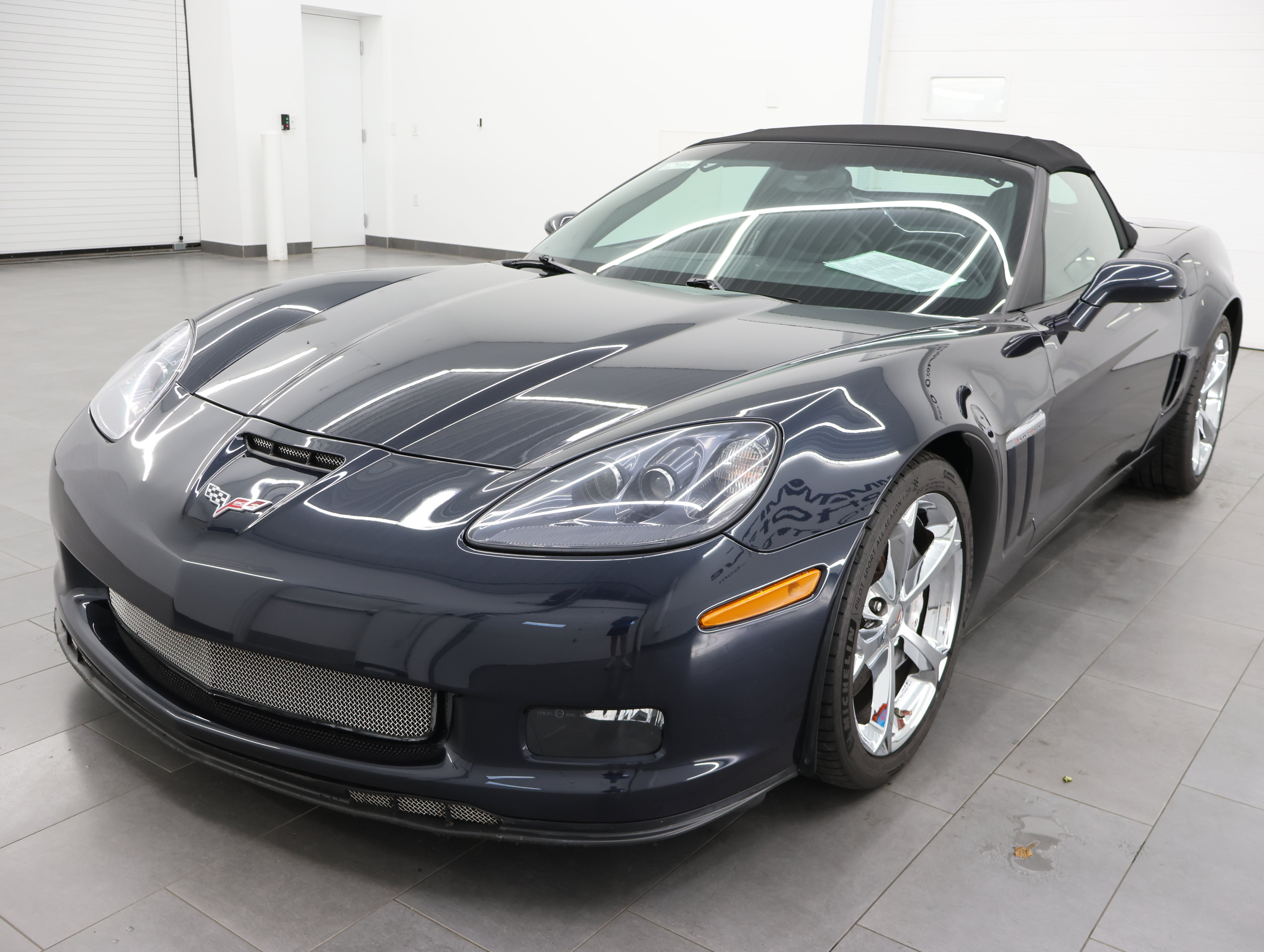 Used 2013 Chevrolet Corvette Grand Sport RWD image 7