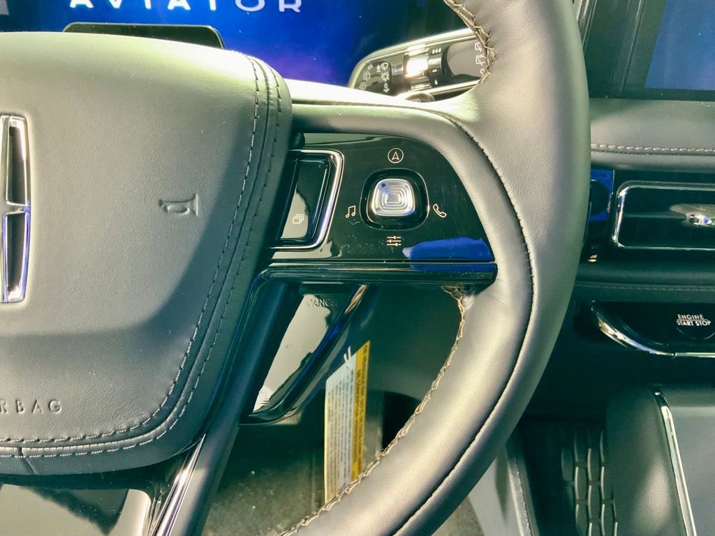 New 2026 Lincoln Aviator AWD image 28