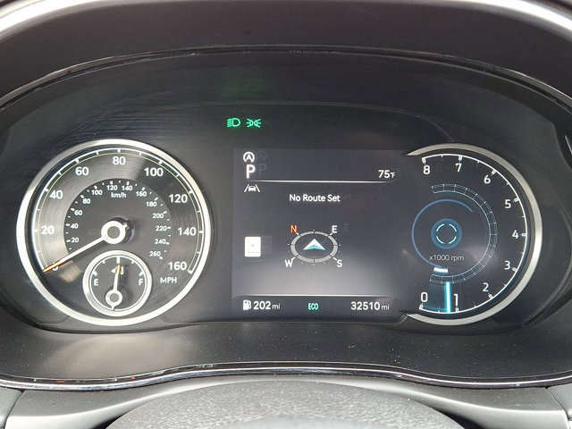 Used 2025 Genesis GV70 2.5T image 14