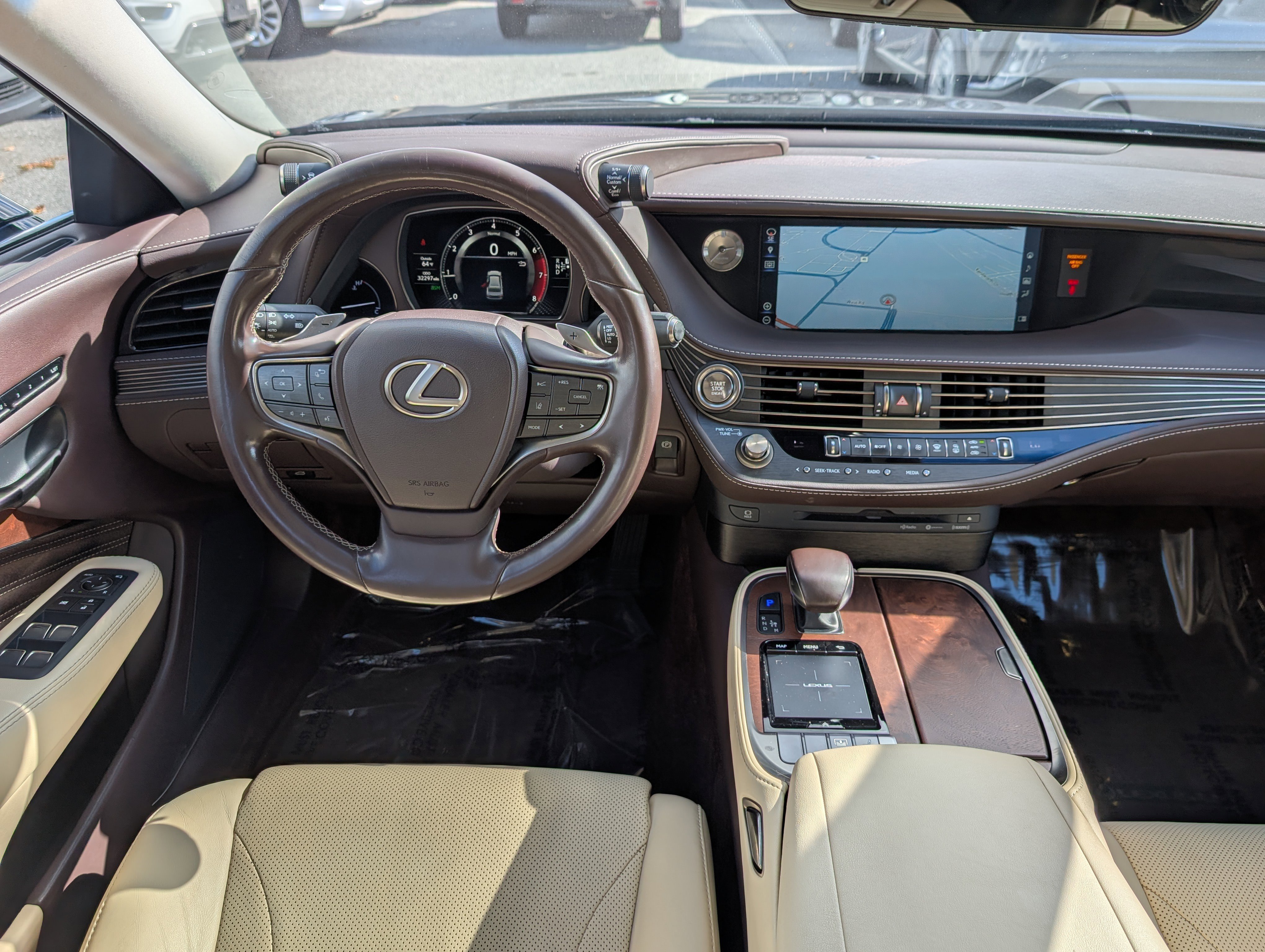 Used 2019 Lexus LS 500 AWD image 17