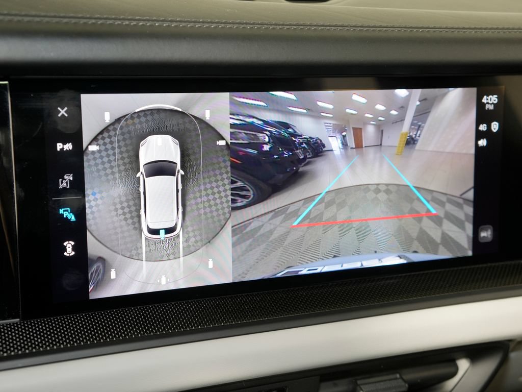 Certified 2025 Porsche Cayenne GTS AWD/4WD image 34