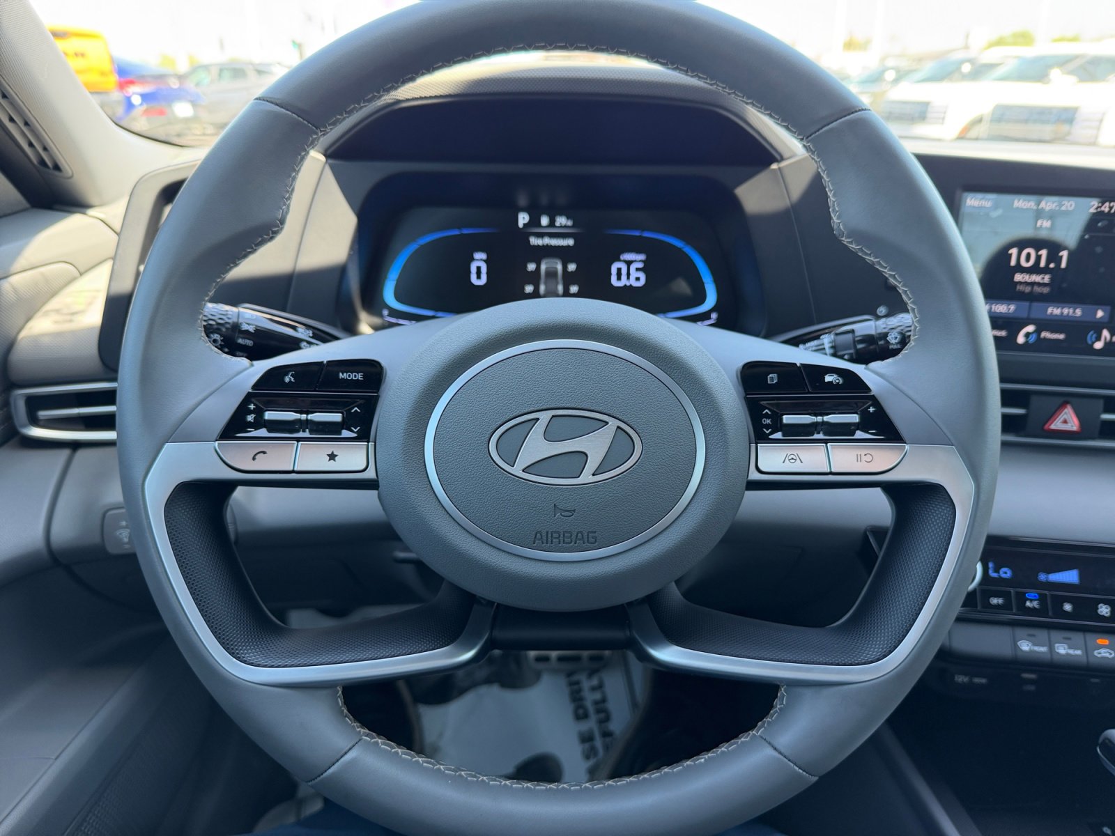 Certified 2025 Hyundai Elantra Sport FWD image 9