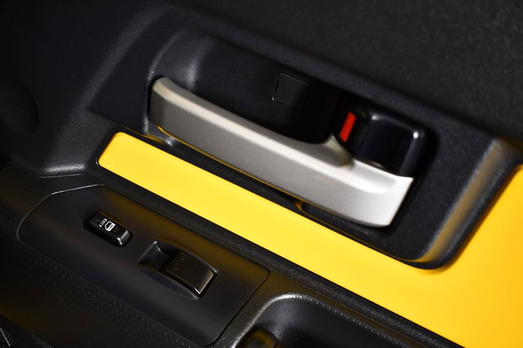 Used 2007 Toyota FJ Cruiser 4WD image 39