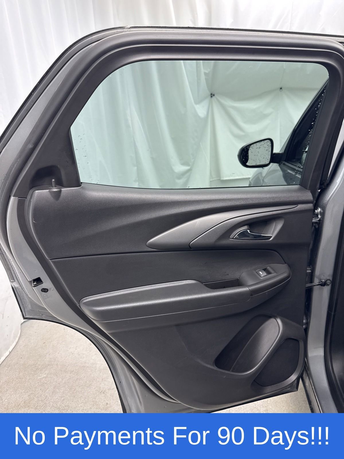 Used 2025 Chevrolet TrailBlazer LT AWD/4WD image 34