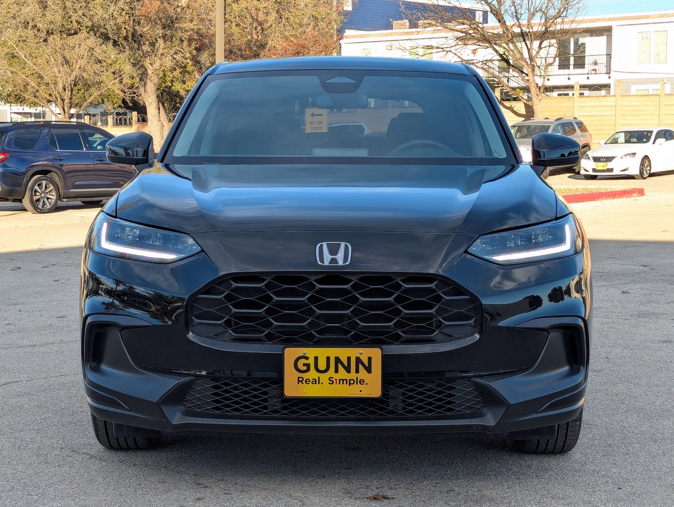 Used 2025 Honda HR-V LX image 9