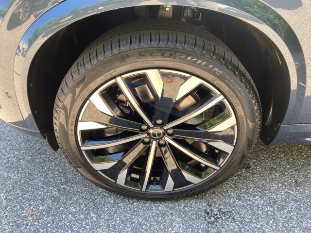 New 2026 Volvo XC90 T8 Ultra w/ Protection Package Premier AWD/4WD image 10