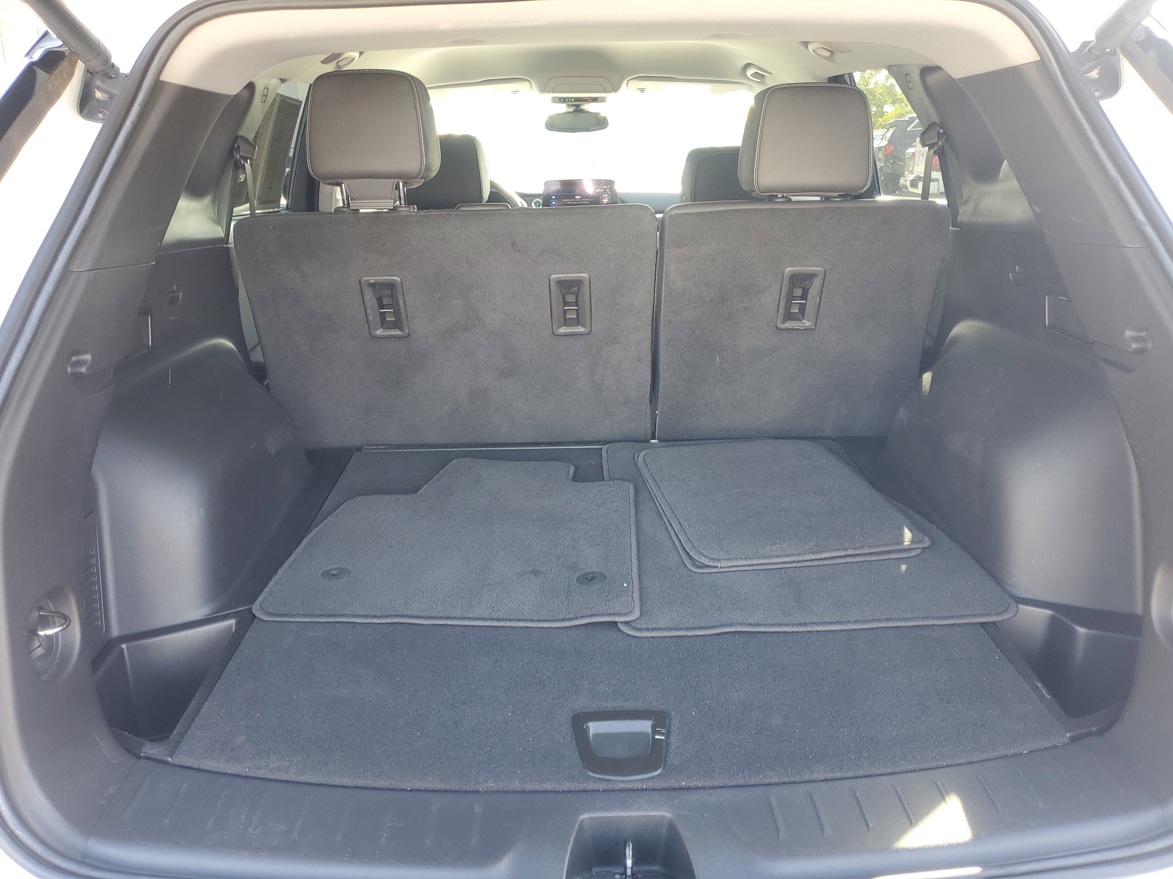 Used 2023 Chevrolet Blazer LT image 8