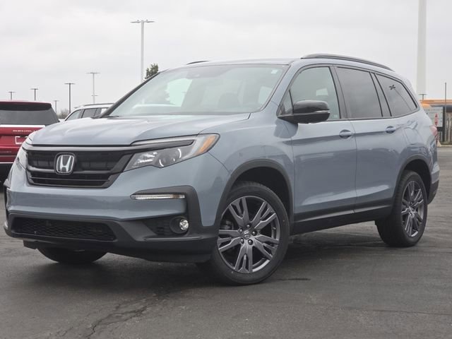 Used 2022 Honda Pilot Sport image 2