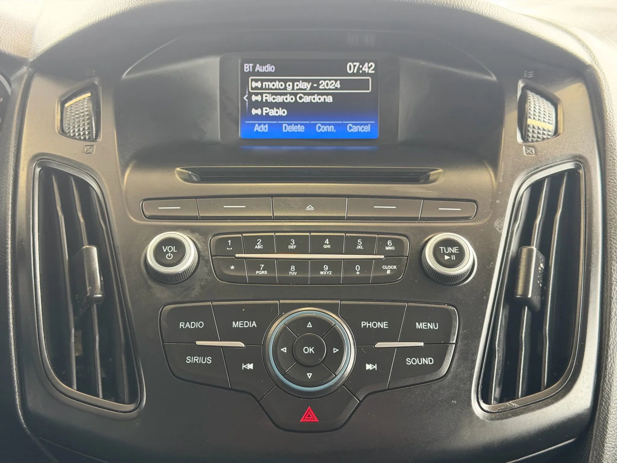 Used 2017 Ford Focus SE image 17
