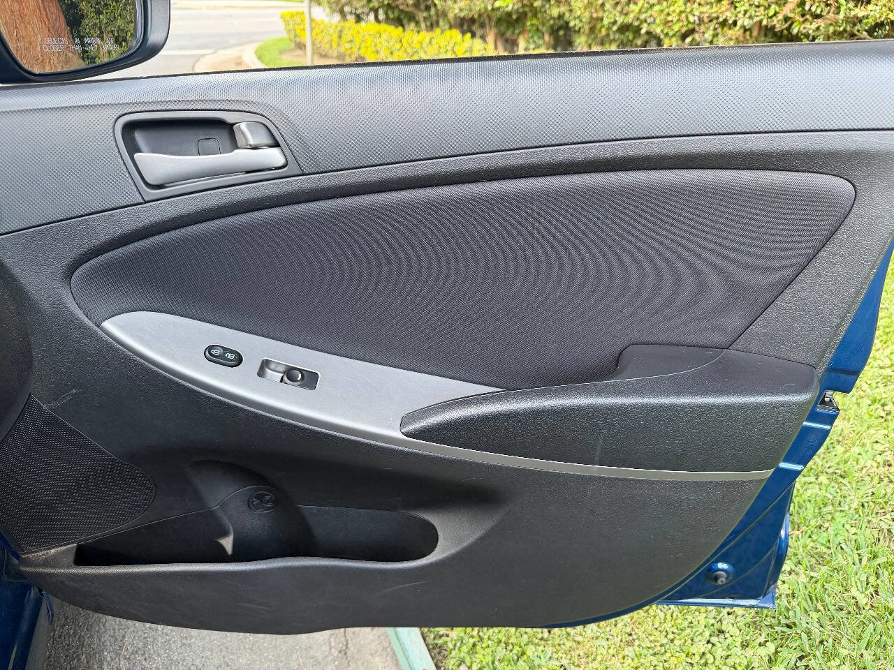 Used 2017 Hyundai Accent SE FWD image 24