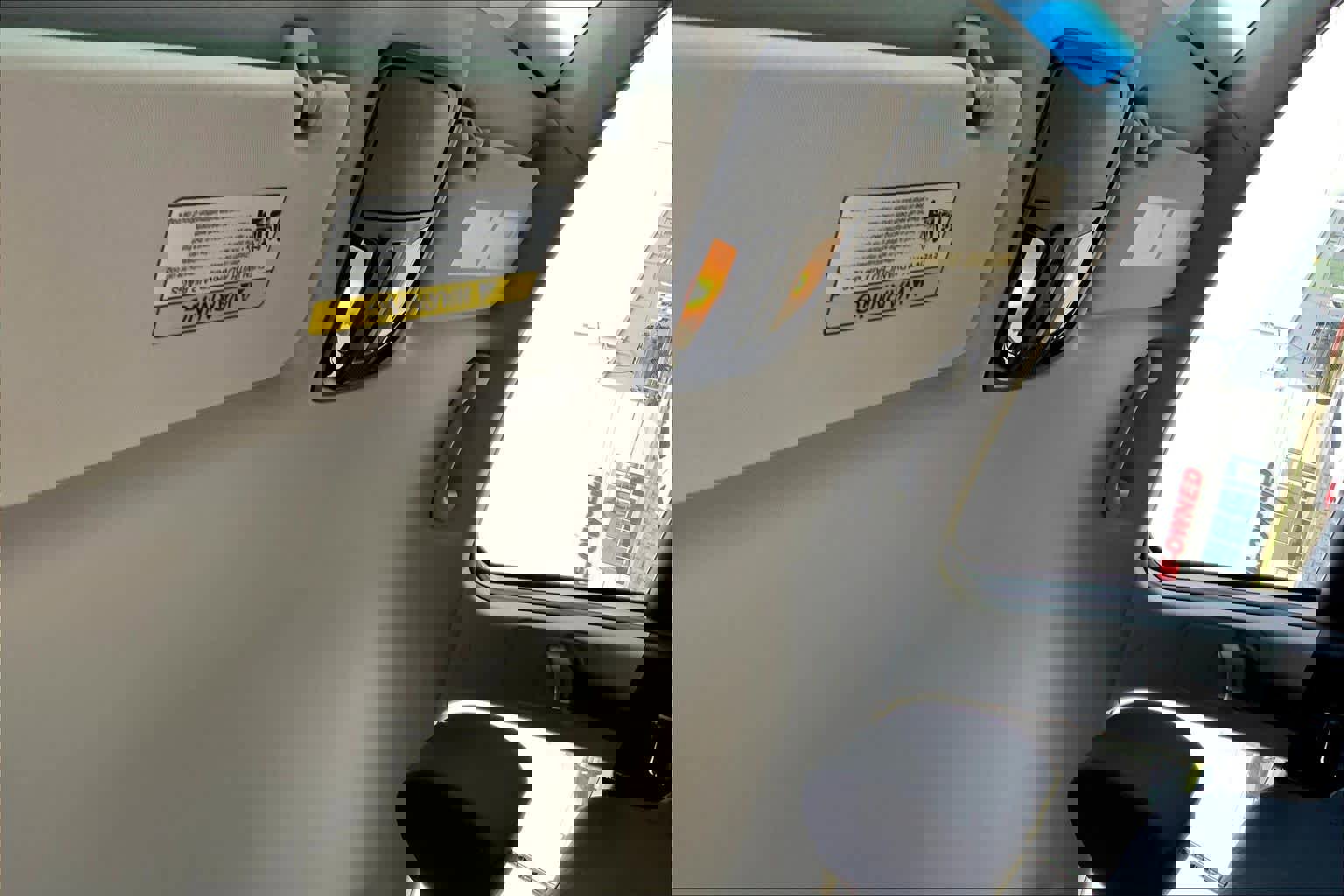 Used 2019 Kia Sorento LX image 12