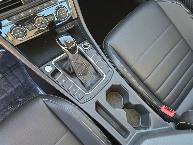 Used 2022 Volkswagen Jetta SE image 27