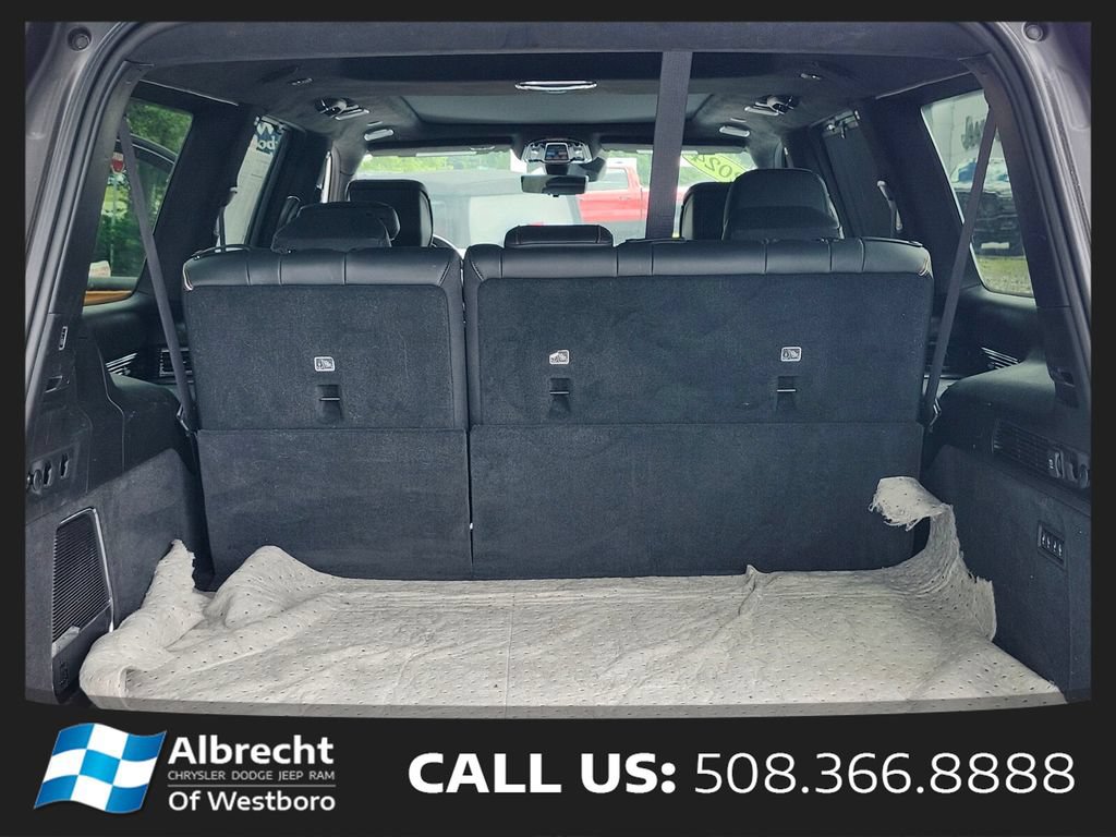 Used 2024 Jeep Grand Wagoneer L Series III AWD/4WD image 34