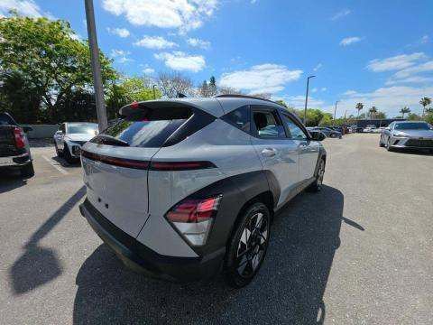 Used 2024 Hyundai Kona SEL FWD video 3